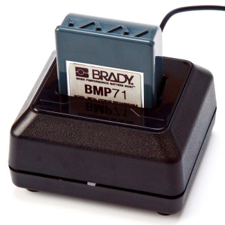 BMP71 Quick Charger UK (excludes battery) BMP71 Quick Charger UK (excludes battery)