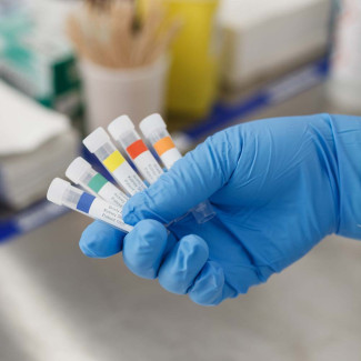 J2000 Lab Polypropylene Labels 19.05mm x 38.1mm x 1500 roll, (J20-136-7425J)