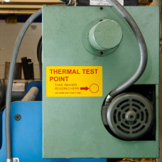 Outdoor vinyl labels, yellow, 101mm x 152mm x 175 labels (B30-25-595-BLNKYL)