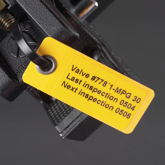 Laminat Blank Tags with Eyelet, YELLOW 59mm x 25mm x 50pcs (LT-59x25-B7645-WR) Laminat Blank Tags with Eyelet, YELLOW 59mm x 25mm x 50pcs (LT-59x25-B7645-WR)