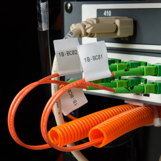 Nylon Cable Flags 38mm x 32mm (38 x 13 flag size, cable diam <3mm) (M5-152-499) 160 labels Nylon Cable Flags 38mm x 32mm (38 x 13 flag size, cable diam <3mm) (M5-152-499) 160 labels